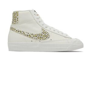 Nike Blazer Mid 77’ SE High Top